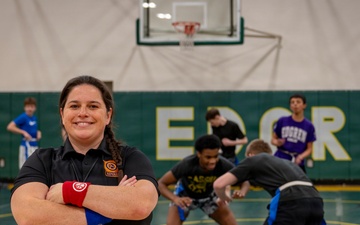 35th FW Member Supports Japan’s National Wrestling Trials