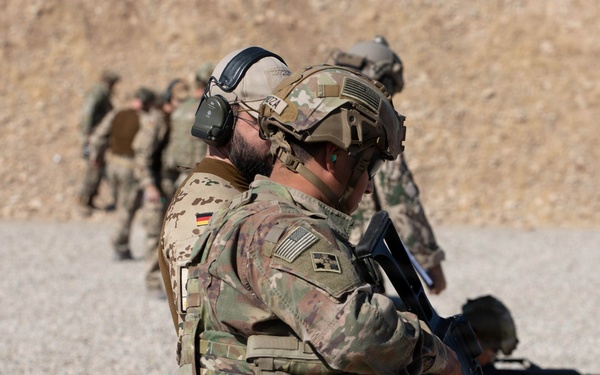 U.S., German Soldiers Enhance Readiness and Partnership During Schützenschnur Qualification at Beneswala Range