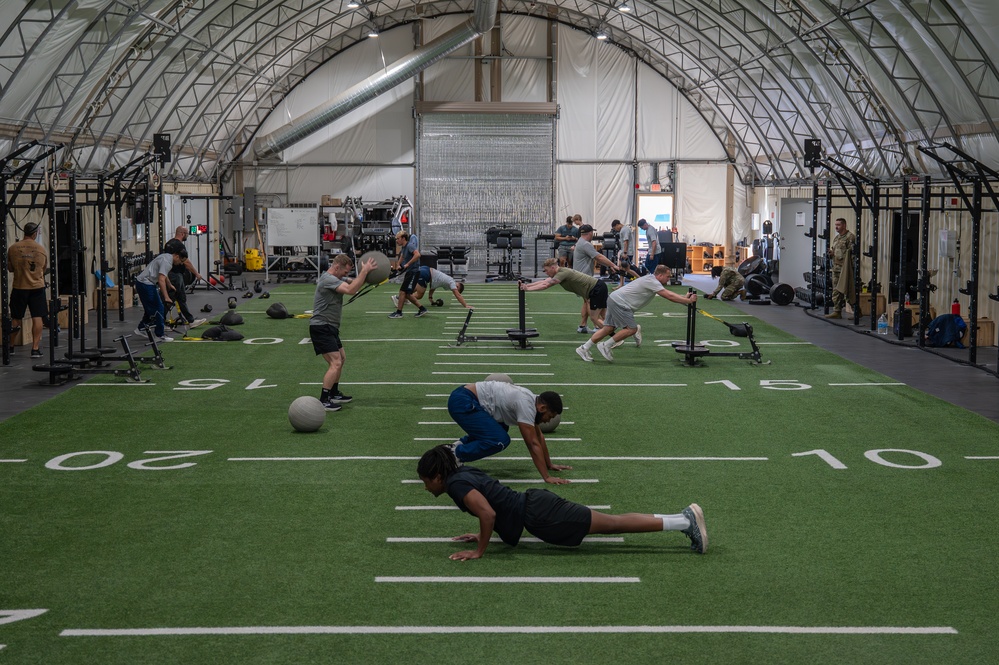 Exercise Bolt &amp; Dagger physical training