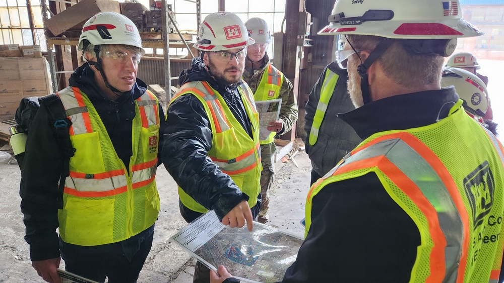 USACE Visitors Tour the Buffalo District