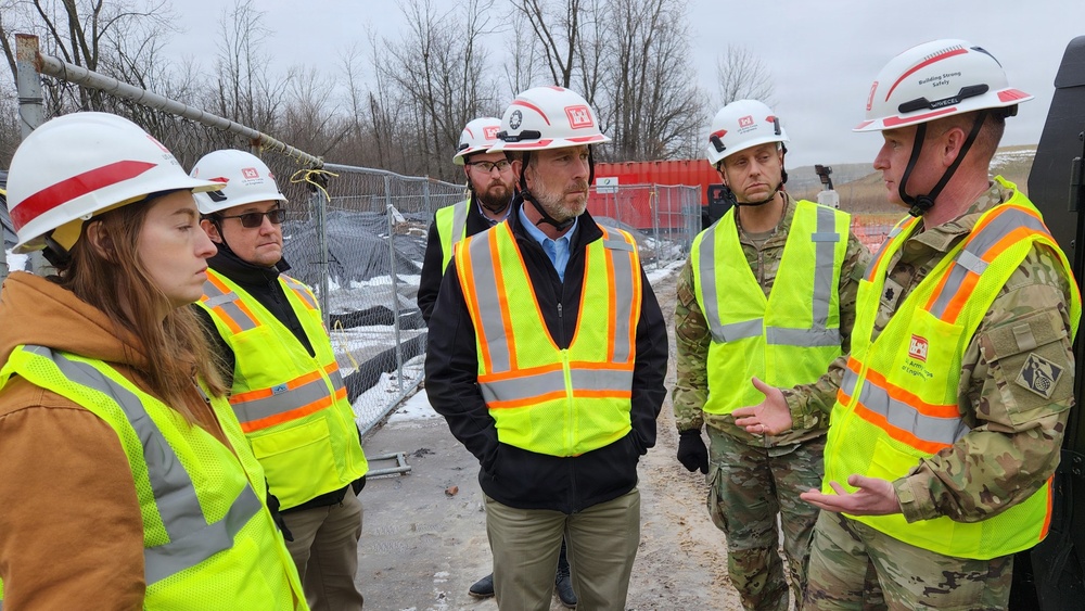 USACE Visitors Tour the Buffalo District