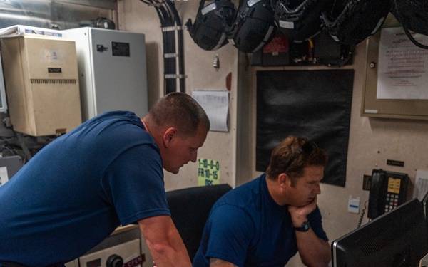 USCG Cutter Blackfin goes underway, leaving Santa Barbara, to patrol the Southern California coast