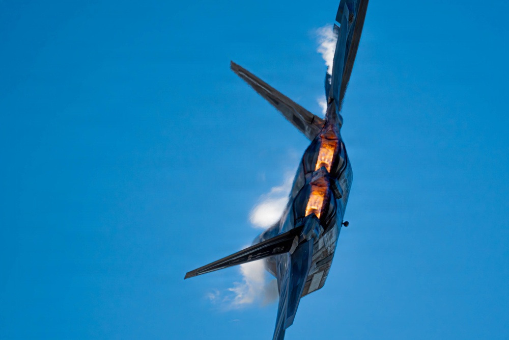 F-22 Raptor Aerial Demonstration Team performs at Wings Over South Texas 2025