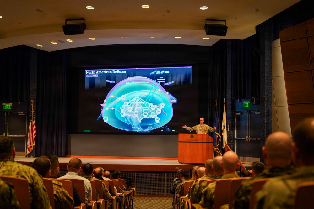 Commander of North American Aerospace Defense Command and U.S. Northern Command visits U.S. Naval War College