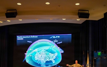 Commander of North American Aerospace Defense Command and U.S. Northern Command visits U.S. Naval War College