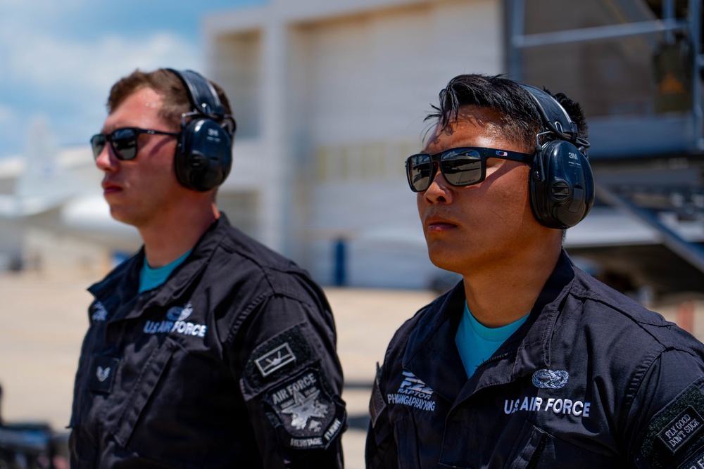 F-22 Raptor Aerial Demonstration Team performs at Wings Over South Texas 2025