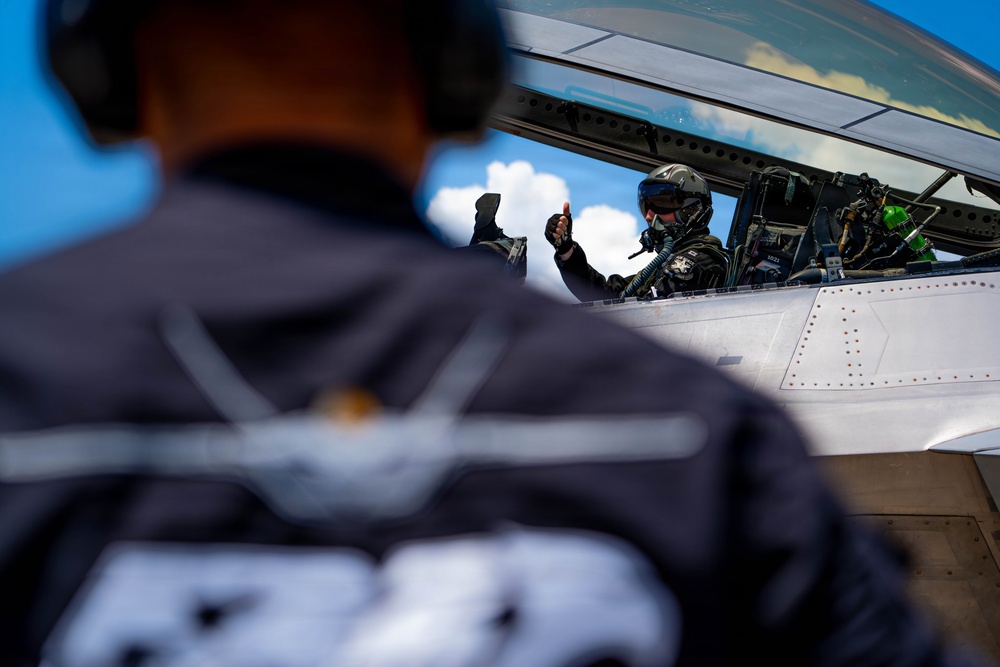 F-22 Raptor Aerial Demonstration Team performs at Wings Over South Texas 2025