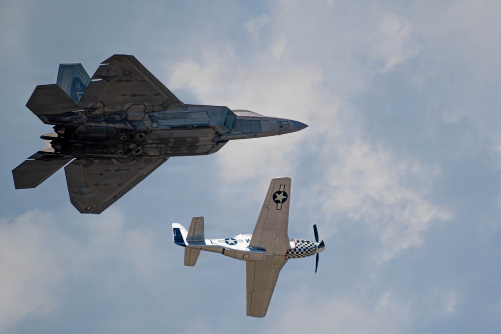 F-22 Raptor Aerial Demonstration Team performs at Wings Over South Texas 2025
