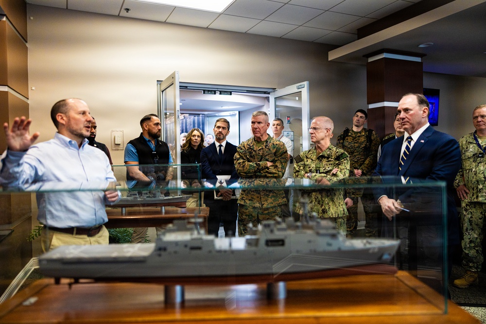The Commandant, Gen. Eric M. Smith visits Ingalls Shipbuilding with SECNAV and CNO