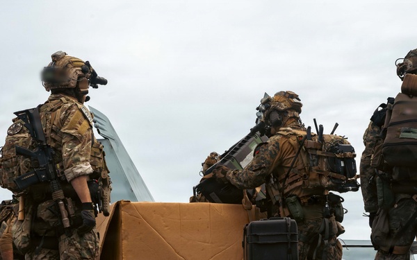 USS Gerald R. Ford (CVN 78) Right of Visit Boarding Operation