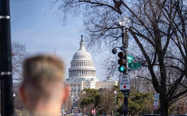 Joint Task Force–DC Joins First Responders for Dignified Transfer Honor Escort