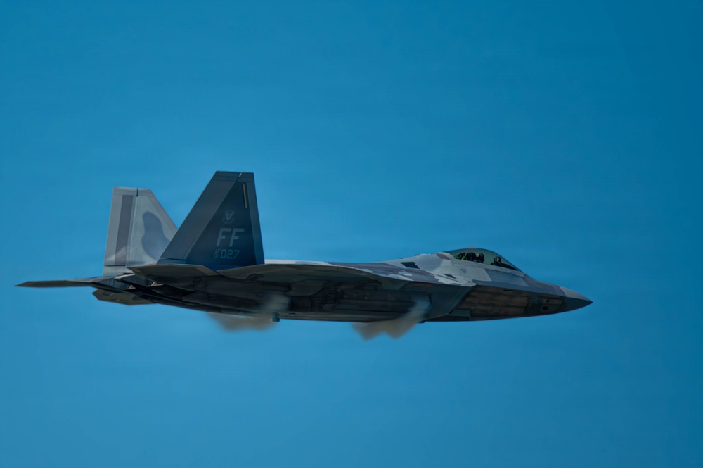 F-22 Raptor Aerial Demonstration Team performs at the Naval Air Station Oceana airshow 2025