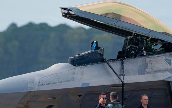 F-22 Raptor Aerial Demonstration Team performs at the Naval Air Station Oceana airshow 2025