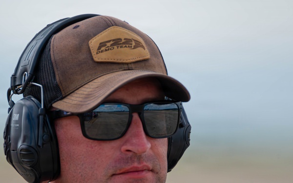 F-22 Raptor Aerial Demonstration Team performs at the Naval Air Station Oceana airshow 2025