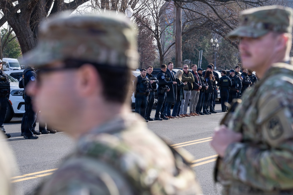 Joint Task Force–DC Joins First Responders for Dignified Transfer Honor Escort