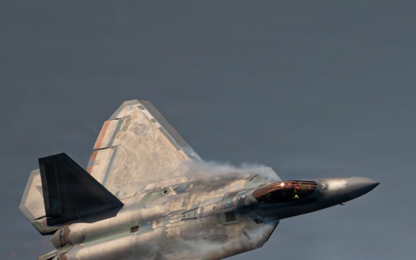 F-22 Raptor Aerial Demonstration Team performs at the Naval Air Station Oceana airshow 2025