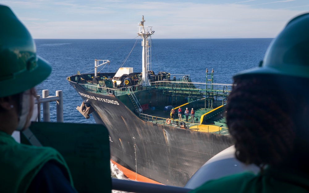 Makin Island Conducts FAS with Overseas Mykonos