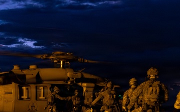 USS Gerald R. Ford (CVN 78) Right of Visit Boarding Operation
