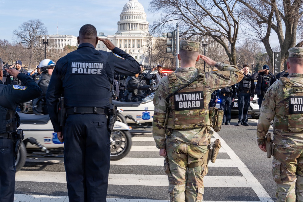 Joint Task Force–DC Joins First Responders for Dignified Transfer Honor Escort