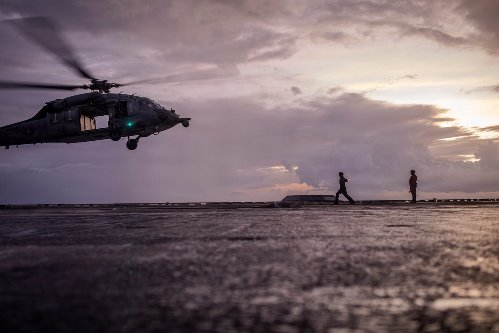 HSC-9 Right of Visit Boarding Operation