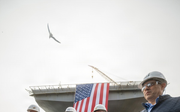 SECNAV Visits Shipbuilders on the Gulf of America