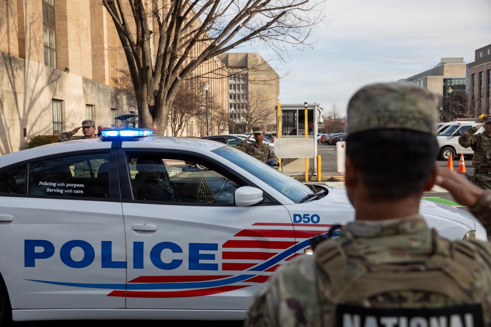JTF–D.C. Soldiers, Airmen Honor Fallen MPD Officer