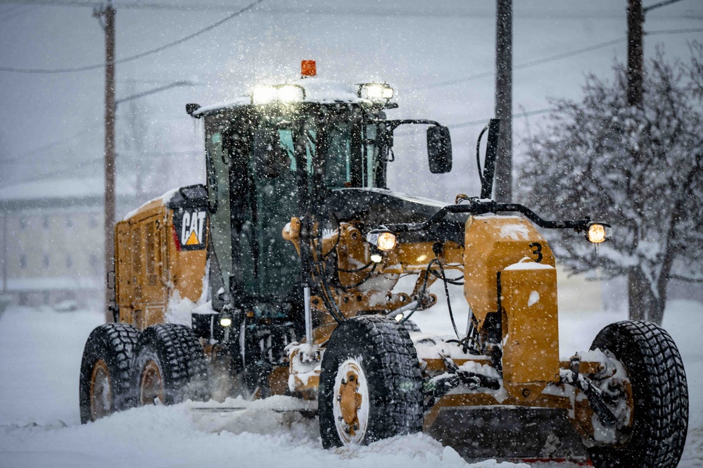 Winter road maintenance supports readiness at JBER