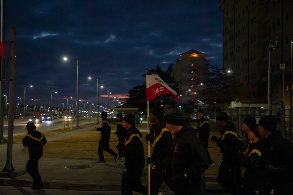 Eighth Army HHBN Battalion Run