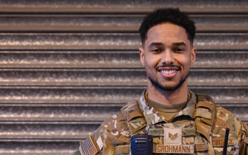 3rd Air Force command chief coins 100th ARW Airmen