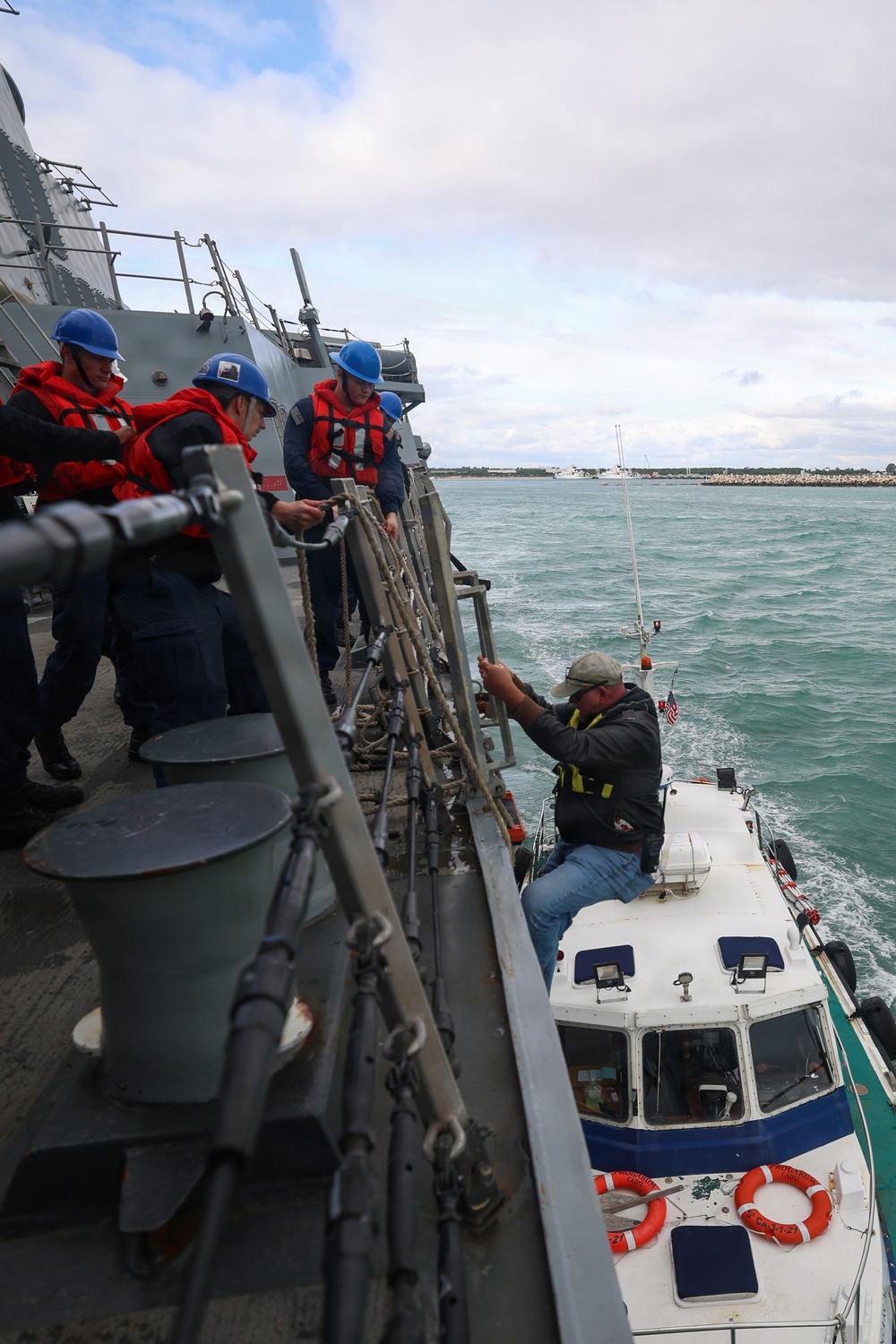 USS Paul Ignatius (DDG 117) departs Naval Station Rota, Spain