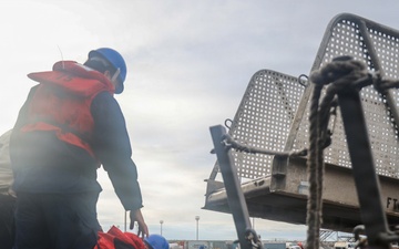 USS Paul Ignatius (DDG 117) returns to Naval Station Rota, Spain