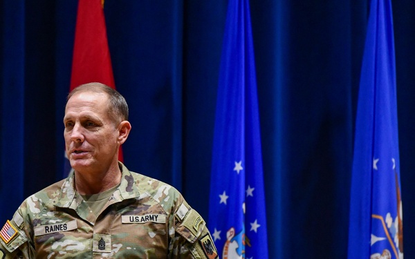 SEA Raines speaks at the Air National Guard Chief Master Sergeant Orientation Course
