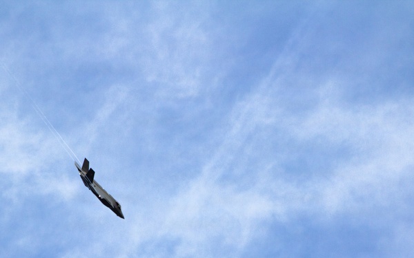 Poland's Final F-35 arriving at Ebbing ANGB