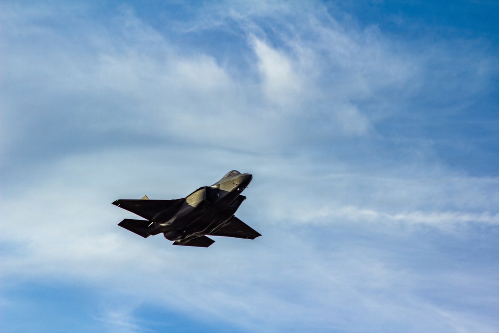 Poland's Final F-35 arriving at Ebbing ANGB