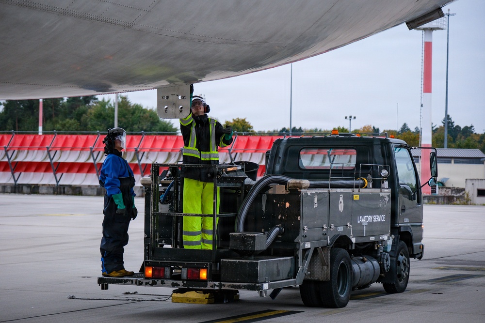 721st AMXS adds Commercial Concurrent Servicing to Their Toolbelt