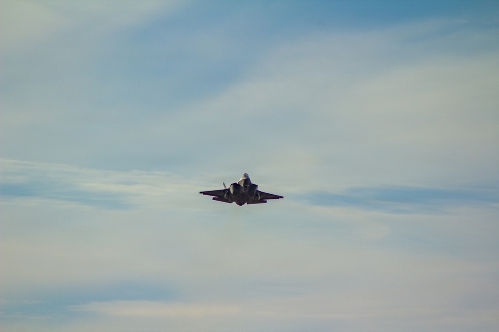 Poland's Final F-35 arriving at Ebbing ANGB