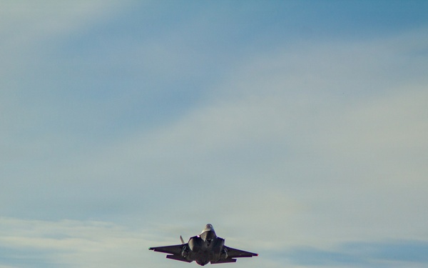 Poland's Final F-35 arriving at Ebbing ANGB