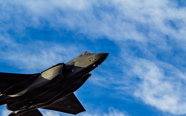 Poland's Final F-35 arriving at Ebbing ANGB