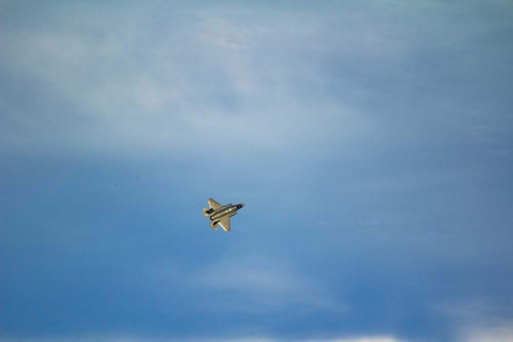 Poland's Final F-35 arriving at Ebbing ANGB