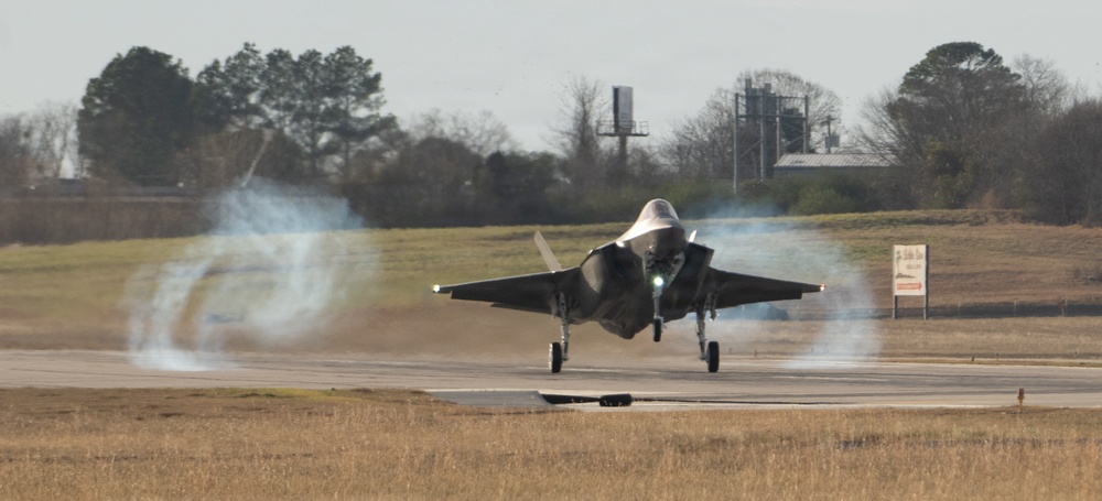 Poland's Final F-35 arriving at Ebbing ANGB