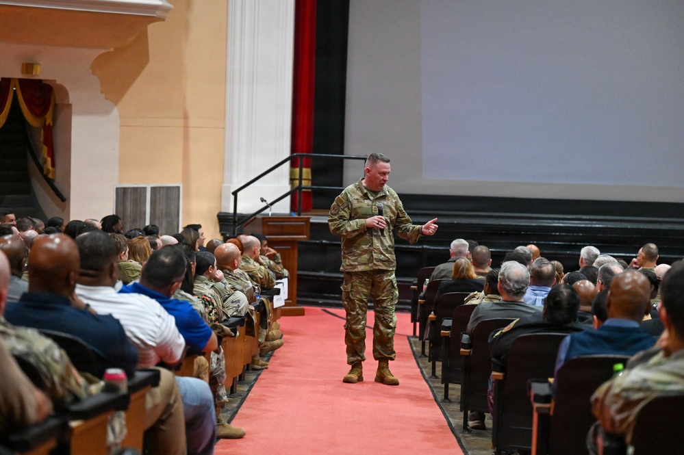Lt Gen Quinn holds first all call as AETC commander