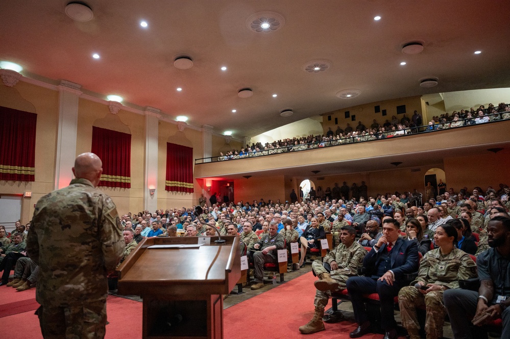Lt Gen Quinn holds first all call as AETC commander