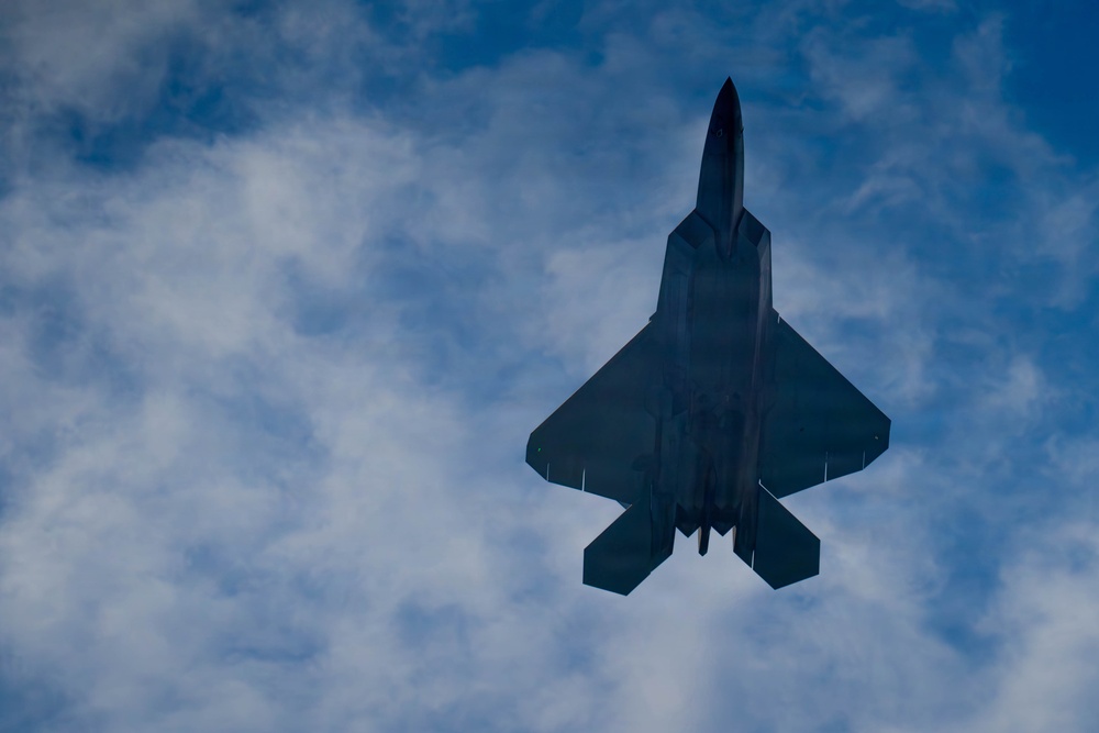 F-22 Raptor Aerial Demonstration Team performs at Air Dot Show Tour Ft. Lauderdale 2025