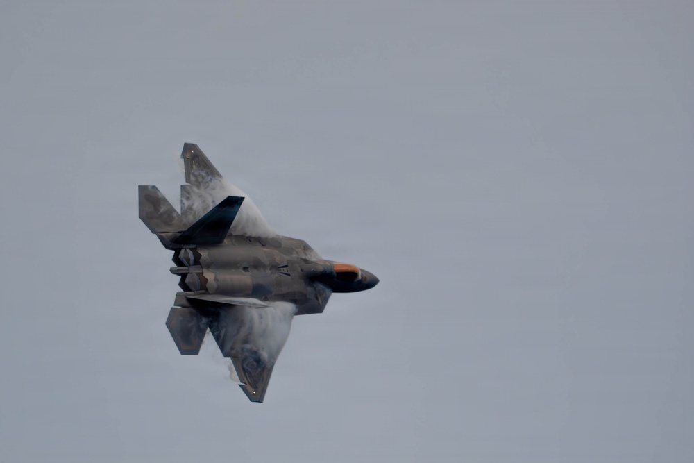 F-22 Raptor Aerial Demonstration Team performs at Air Dot Show Tour Ft. Lauderdale 2025