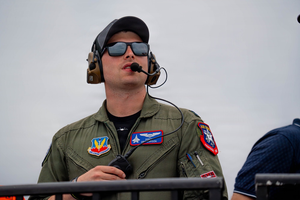 F-22 Raptor Aerial Demonstration Team performs at Air Dot Show Tour Ft. Lauderdale 2025