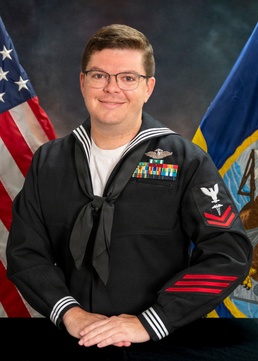 BUMED names Blue Jacket, Junior Sailor of the Year award winners