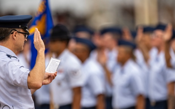 Maj. Gen. Cain attends BMT Graduation