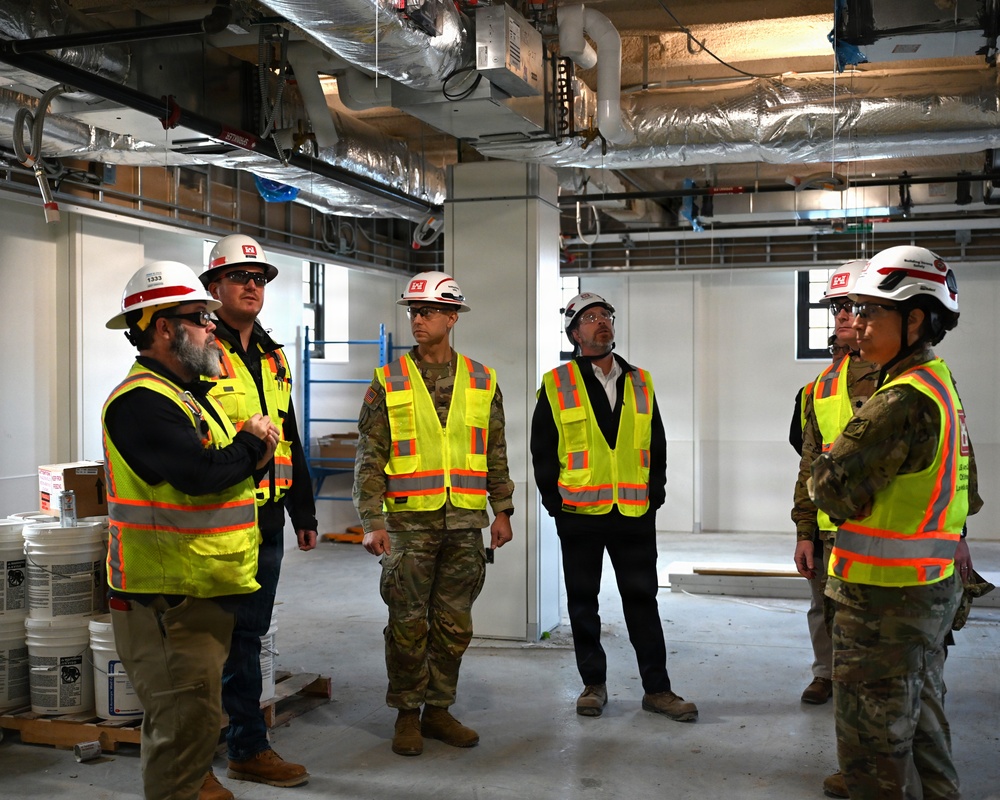 USACE Visitors Tour the Buffalo District