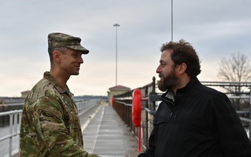 USACE honors Vince Lovullo with Division Commander Coin