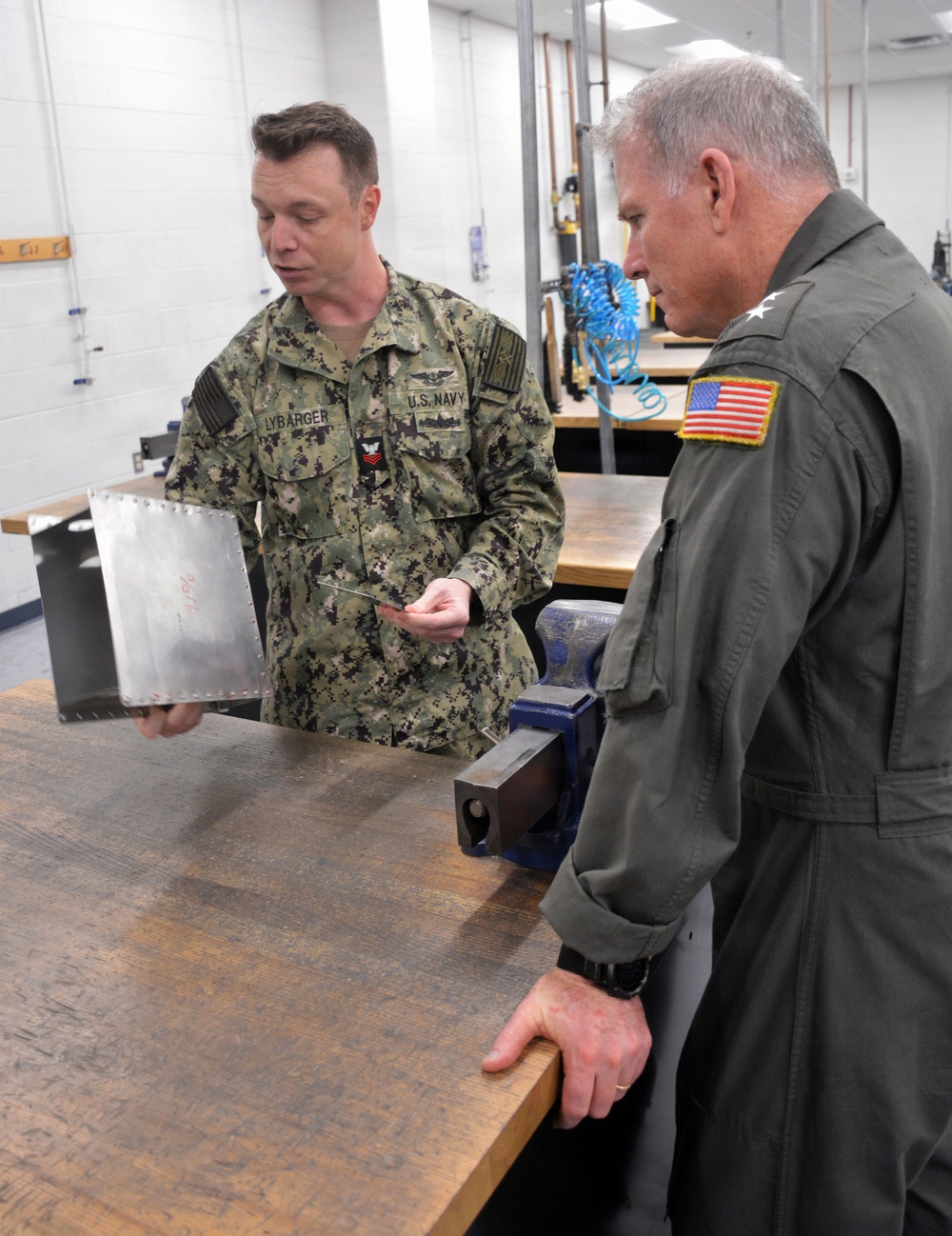 Commander Naval Air Force Atlantic visits NATTC Pensacola